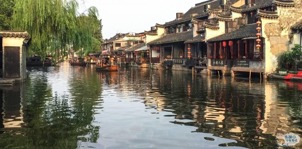 机械师旗下颜值最高的游戏本，首发价7999元